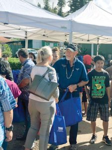 Coon Brothers Inc. hosts 26th  annual Lanai turkey giveaway